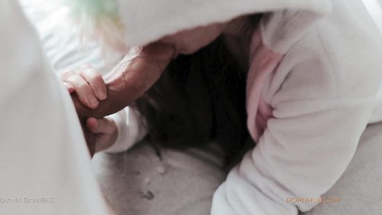 Babe gets naked and fucked