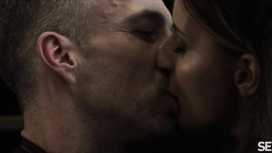 Classy hottie gets tempted and properly pounded