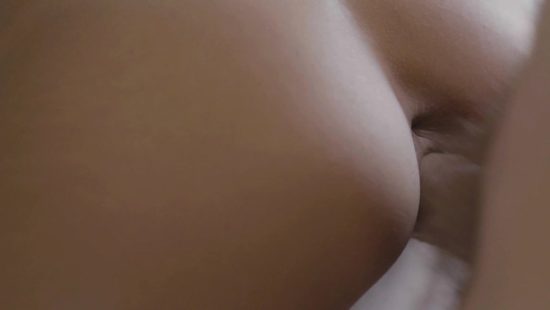 Latina stepdaughter comes to fuck with stepdad