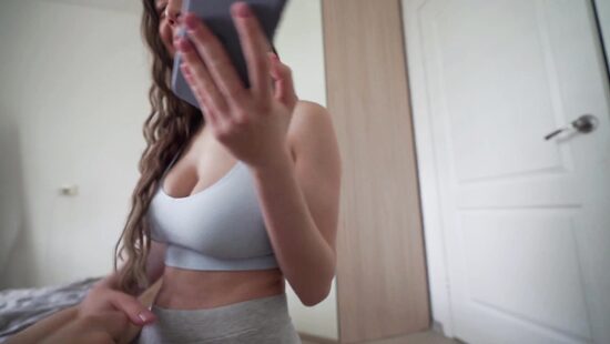 Chick with a glorious butt banged on cam