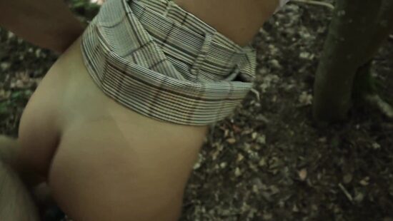 Naughty babe blows in woods