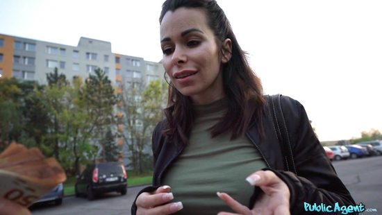 Jessy Jey fucked on stairway