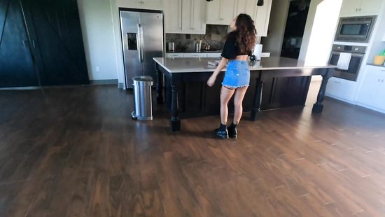 Curly-haired girl sucks well