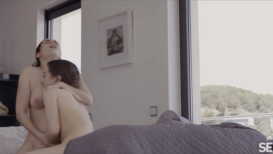 Lesbian babes are lovemaking