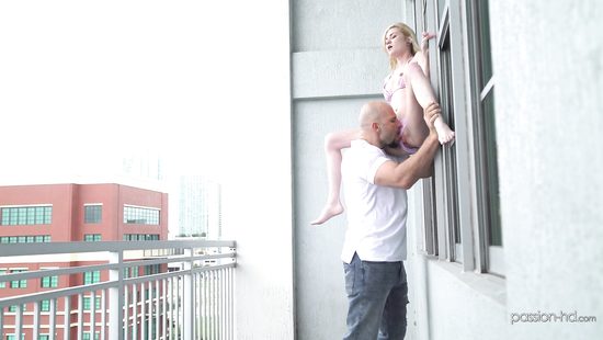 Monster cock destroying blonde's wet snatch