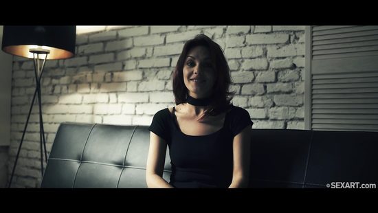 Whore delights steamy foreplay ahead of hardcore plough