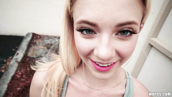 Horny teens fucking outdoors like maniacs