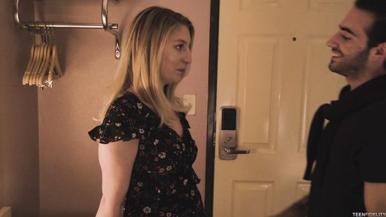 Jake Adams making hot blonde orgasm strongly