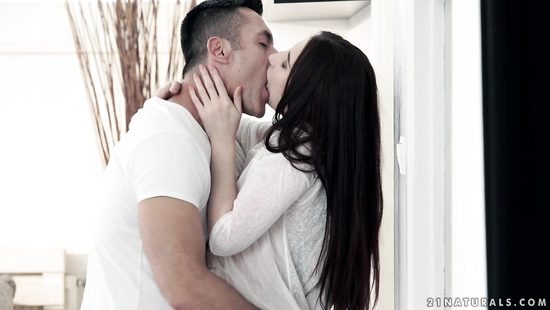 Slutty brunette's first anal sweeter than she expected