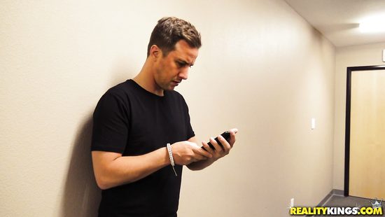 Blonde films getting banged in the toilet