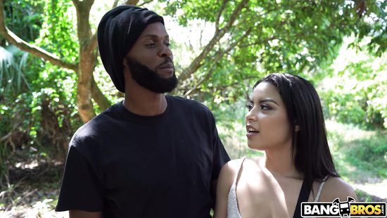 Curvy dame fucked a local thug outdoors