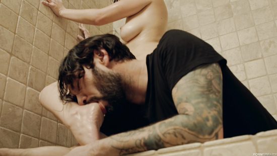 Huge shaft makes whore scream her lungs out