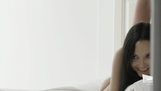 Hottie endures his mammoth wang in bed