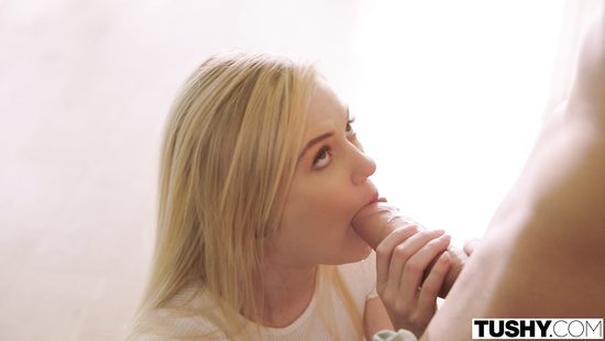 Blonde roughly smashed in the ass