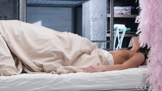 Naughty brunette deserves to cum