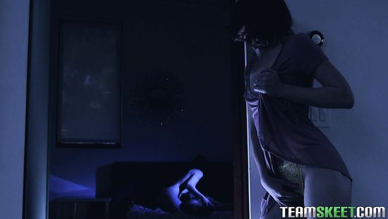 Bitches are in for a spicy stepdad trio