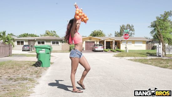 Marvelous Latina picked up and fucked