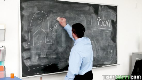 Big dick for the young schoolgirl