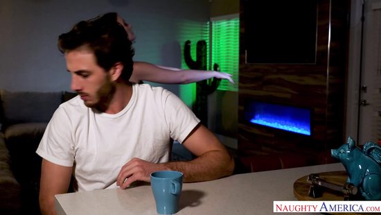 Steamy bed sex that will make your cock stiff