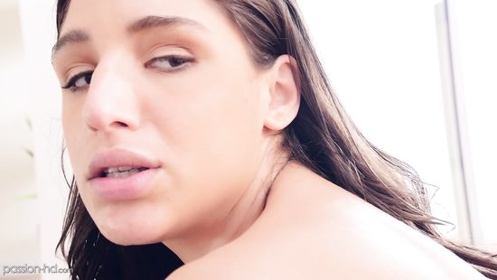 Thick woman receives the best massage