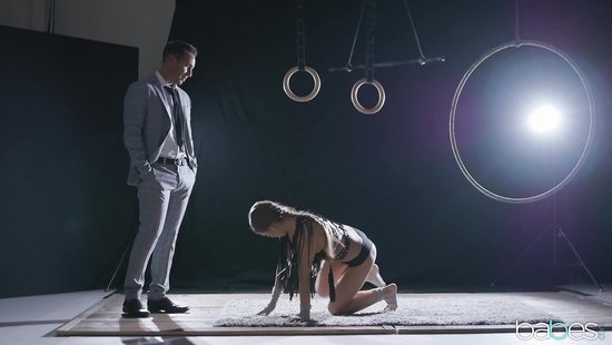 Raul Costa is not gentle with pussy