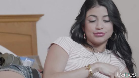 Super horny lesbian gangsters