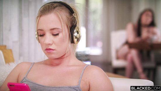 Blonde's first BBC and she's doing great