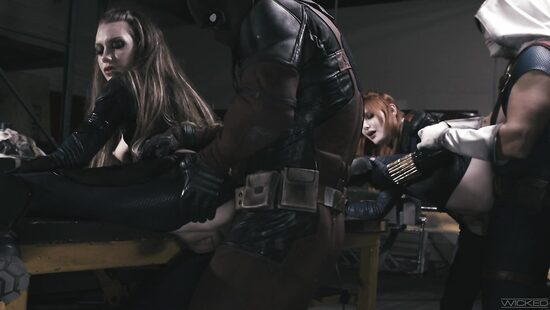 Deadpool's ready to fuck all the black widow's friends