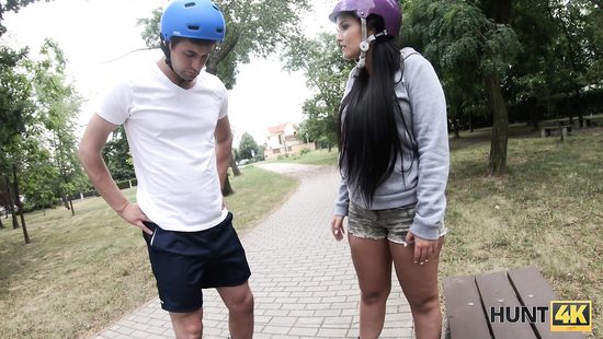 Exchange money for your girlfriend's pussy