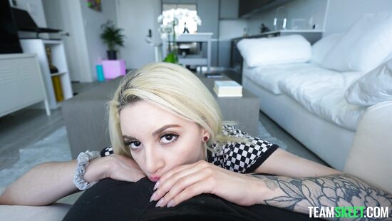 Girlfriend wants to go to the porno