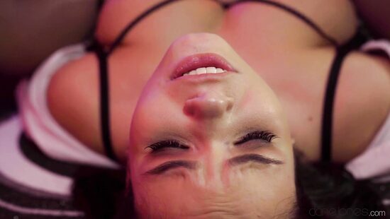 A night with the hottest chick in the country