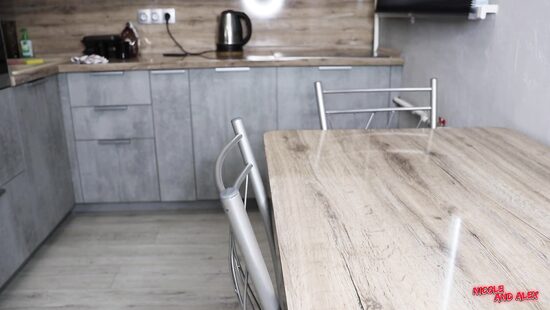 A wet pussy for a good guest