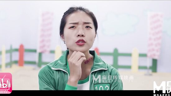 The squid game: biscuit challenge - porn parody