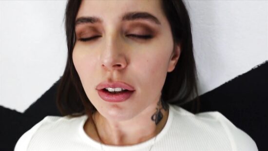 The sperm in your pussy will be imprinted clearer than a tattoo