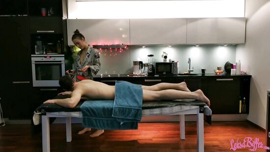 A masseuse who knows what she's doing