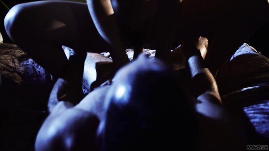 To spoil an unfaithful spouse here and now