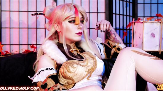 Yoimiya will not be distracted by anything from the plug between her buns