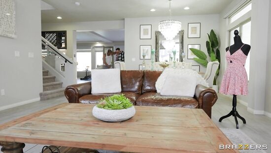 Guy has to please the chocolate ladies with his juicy dick