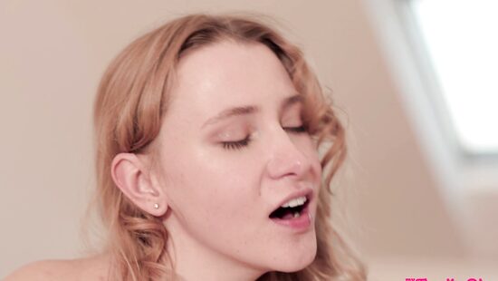 She can't sleep without cumming