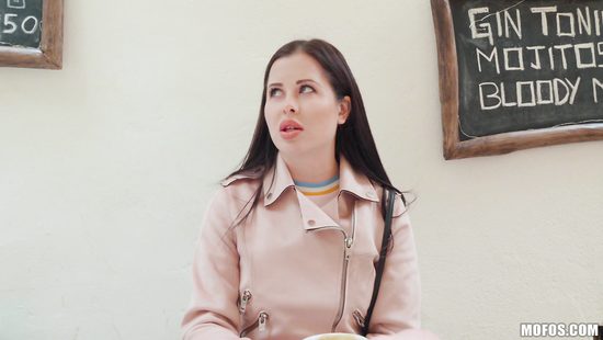 Amateur brunette fucking stranger for money