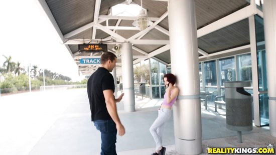 Busty blonde in random amateur cam shag