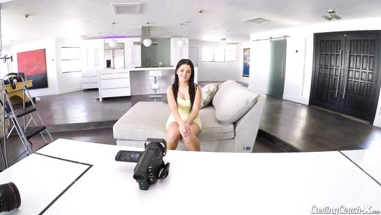 Spicy brunette tries BBC in home POV