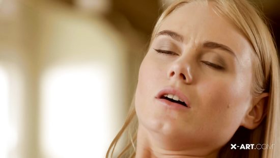 Closeup action for sensual blonde in her 30s