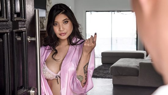 Sultry brunette having her way with hunk stud