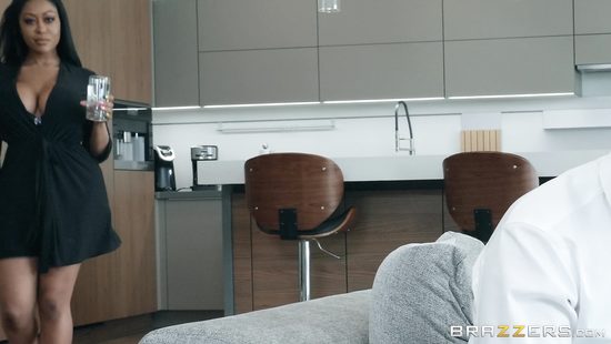 Moriah Mills enjoys best fucking of her life