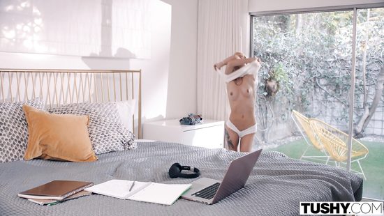 First anal threesome for two young whores