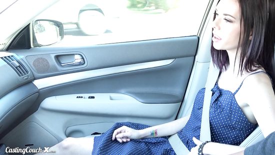 Perfect cock gapes babe's wet cunt in home POV