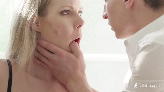 Big cock makes blonde doll lose her mind