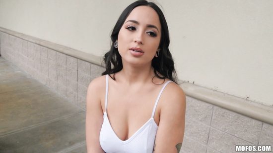 Deep POV suits Latina with endless sex