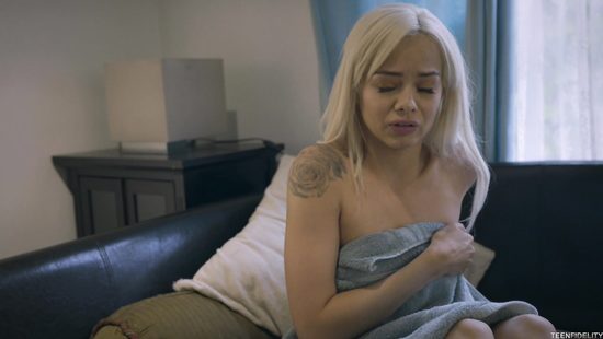 Dazzling blonde with small tits, home XXX